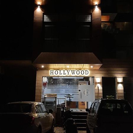 Hotel Hollywood Zirakpur Zewnętrze zdjęcie