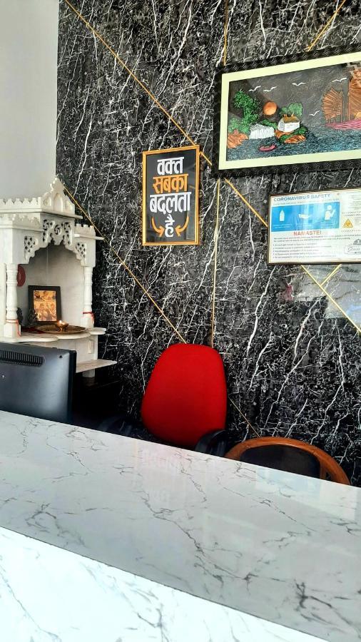Hotel Hollywood Zirakpur Zewnętrze zdjęcie